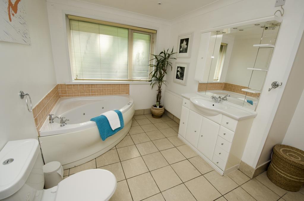 אילפרקומב Watermouth Lodges חדר תמונה